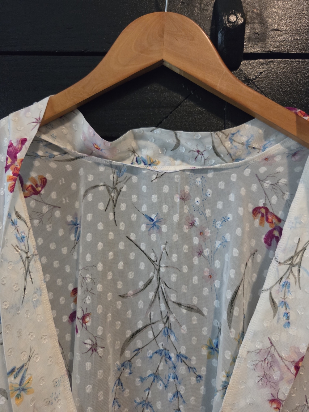 Women's Time and Tru Cream Sheer Kimono with Pink and Blue Flowers ~ One Size - Picture 5 of 9